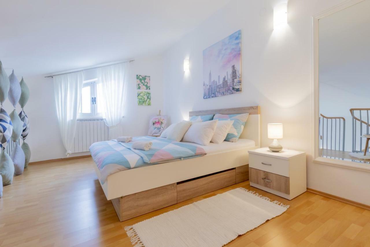 Center Penthouse Apartment PUY 외부 사진